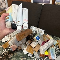 カラー剤　美容師　ブリーチ剤
