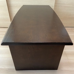 リビングテーブルの画像