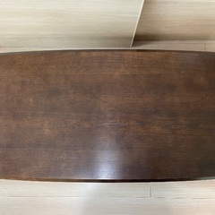 リビングテーブルの画像