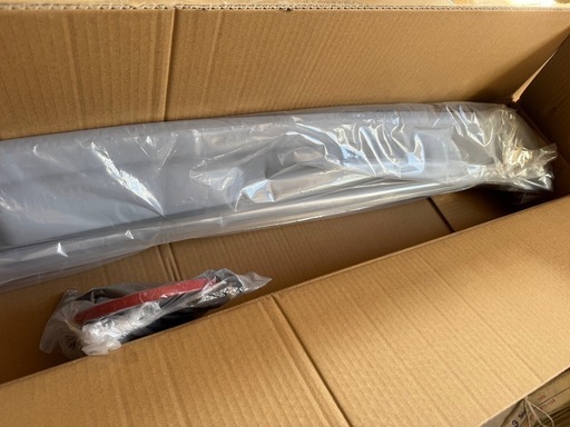 ハイエース　200系　純正タイプリアゲートスポイラーナロー用　新品