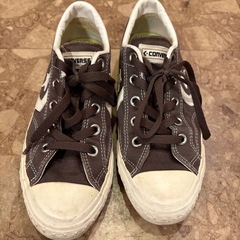 今だけタダ！converseスニーカー