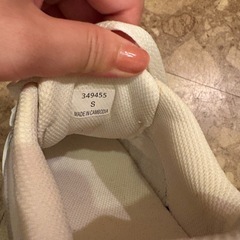 今だけタダ！【美品】ホワイト×シルバースニーカーの画像