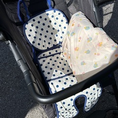 7ヶ月〜ベビーカー おまけ付きの画像