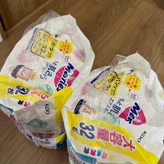 取引中　
おむつ　メリーズビッグより大きい　XXLサイズ　2パックの画像