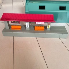 プラレール駅とトンネル