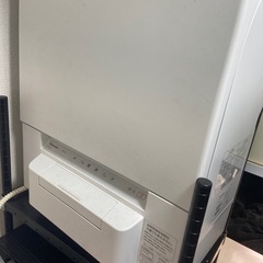 美品！食洗機 Panasonic 2021年製 NP TZ300 - メルカリ