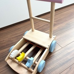 手押し車 カタカタ  木製の画像