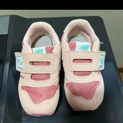 New Balance キッズスニーカー ピンク ベージュ　13...