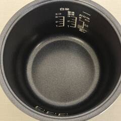 【決まりました】【IJT554】(O) YAMADASELECT ヤマダ マイコンジャー炊飯器 3合炊き NRC-M05H1 2021年製 黒 ブラック 炊飯ジャー 通電保温確認済 中古現状品現地引き取りのみの画像
