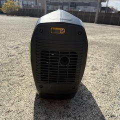 EENOUR 発電機GS2200i 純正カバー付き！ の画像