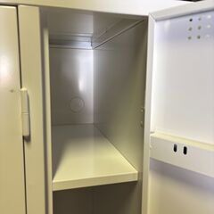 4人用ロッカー ceha チェハ ダイヤル錠 更衣室 スチールロッカー ホワイト★T1410Z [ グローバルリサイクル Global Recycle ]の画像