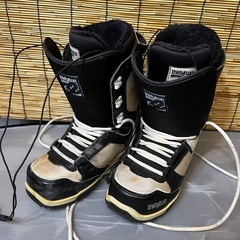 【交渉中】スノボブーツ　サーティツー　ThirtyTwo