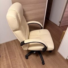 デスク用チェアの画像