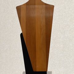 木製ネックレススタンド