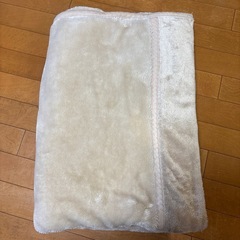 ユニクロ　ヒートテック毛布　サイズ140✖️200