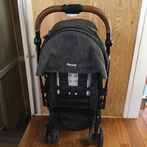 【美品】Aprica アップリカ レザーハンドル LUXUNA B CSN ラクーナビッテ クッションAB 型 ベビーカー