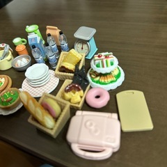 シルバニア🐰キッチン用具、食べ物まとめての画像