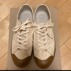 無印良品☆疲れにくい　再生素材を使ったスニーカーの画像