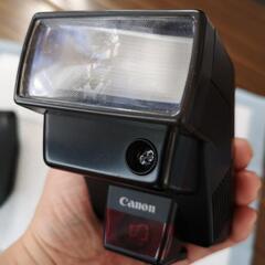 ★最終！大幅値下げ★Canon SPEEDLITE 300EZ ケース付きの画像