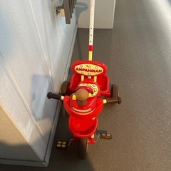 アンパンマン三輪車の画像