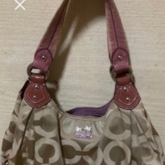 coachハンドバッグの画像
