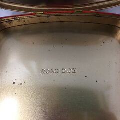 JME018K) ★大特価★ヨーロッパ輸入雑貨 ベルギー老舗クッキー缶 裁縫道具や小物入れ 中古品【取りに来られる方限定】の画像