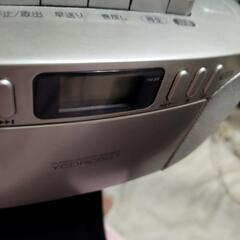 決まりました。ラジカセの画像