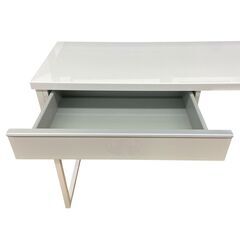 レガストック川崎本店】IKEA BESTA BURS ベストー ブルシュ デスク