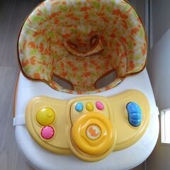 赤ちゃん歩行器の画像