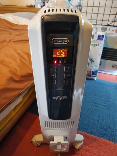 デロンギ　Delonghi オイルヒーター