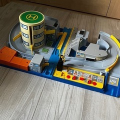 取引者決定（ジャンク品）トミカ　プラレール　連結おもちゃ