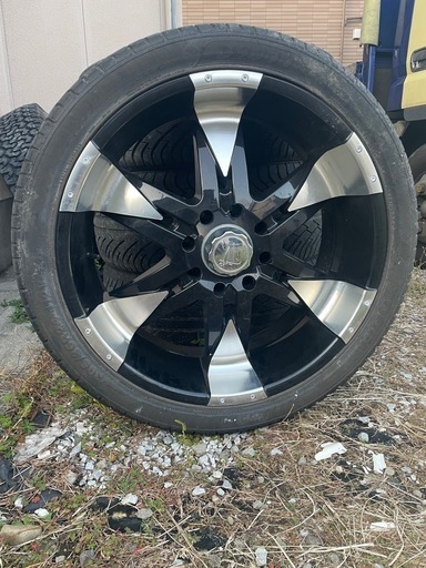 8穴ホイール　24インチ　4本セット