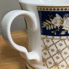 【ロイヤルアーデン】 ギフトボックス入り　マグカップ　薔薇　バラの画像