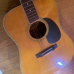 アコースティックギターの画像