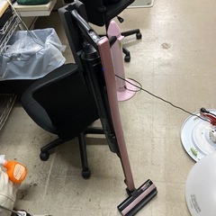 A2502-257 Panasonic 充電式掃除機 MC-SBU510J 2017年製 通電確認済み キズ汚れ有り