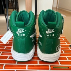 新品❗️格安❗️Off-White × Nike Air Force 1 Mid SP LTHR "Pine Green"オフホワイト × ナイキ エアフォース1 ミッド SP LTHR "パイングリーン"の画像