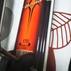 スキー板−ストック−靴2足セットの画像