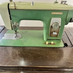 RICCAR アンティークミシン レトロ インテリア 現状品
の画像