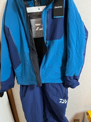 DAWA釣り
防寒レインウェア