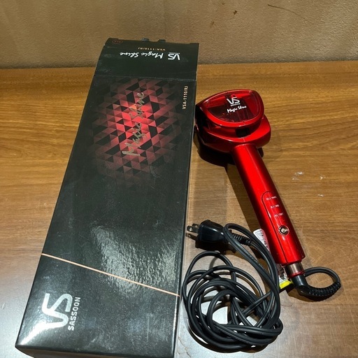 VS Vidal Sassoon ヴィダルサスーン オートカールアイロン　レッド