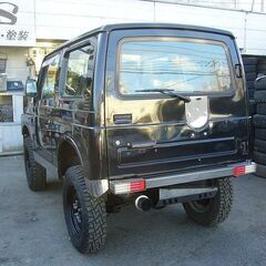 美車 ８年 ジムニー ＪＡ２２Ｗ ５速 エアコン パワステ リフトアップ ブラック塗装済みの画像