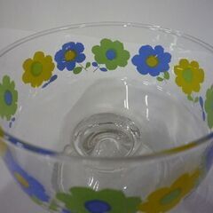 昭和レトロ 脚付き 花柄 デザートカップ 直径9.6cm アイスクリームカップ 札幌市東区 新道東店の画像