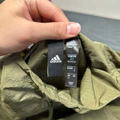 ウィンドブレーカーの画像