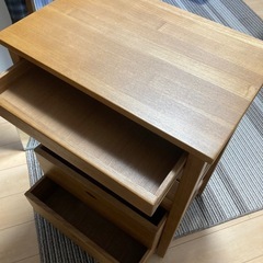 木製電話台の画像