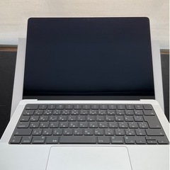 14インチMacBook Pro - シルバーの画像