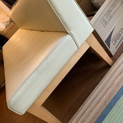 家具 　3人掛け　長椅子の画像