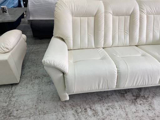 訳あり品オシャレな3人掛けソファ合成皮革 (kt) 大溝のソファ《3人掛けソファ》の中古あげます・譲ります｜ジモティーで不用品の処分