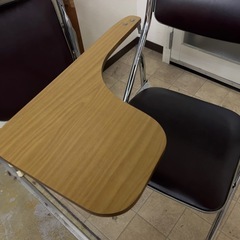 テーブル付きパイプ椅子 レトロ 2脚セットの画像