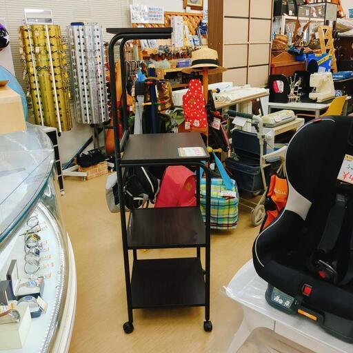 無料☆キッチンカウンター☆ホワイトカラー☆多機能・ヤケ・キズ、A-023【こちらは店舗です。浜村鹿野温泉ICから3分 買取本舗 宮本リサイク… ( 宮本リサイクル) 浜村の収納家具《食器棚、キッチン収納》の中古あげます・譲ります｜ジモティーで不用品の処分
