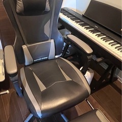 ゲーミングチェアの画像